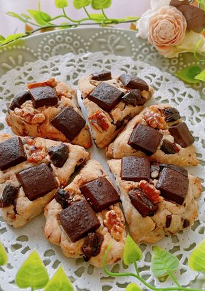 ☆ミックス粉でデーツ胡桃チョコスコーン☆-レシピのメイン写真