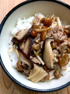 なめこのとろみがgood!3種きのこ丼-レシピのメイン写真