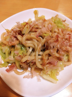 【簡単】焼きうどん(醤油味)-レシピのメイン写真