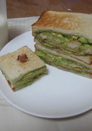 チキンとアボカドのサンドイッチ-レシピのメイン写真