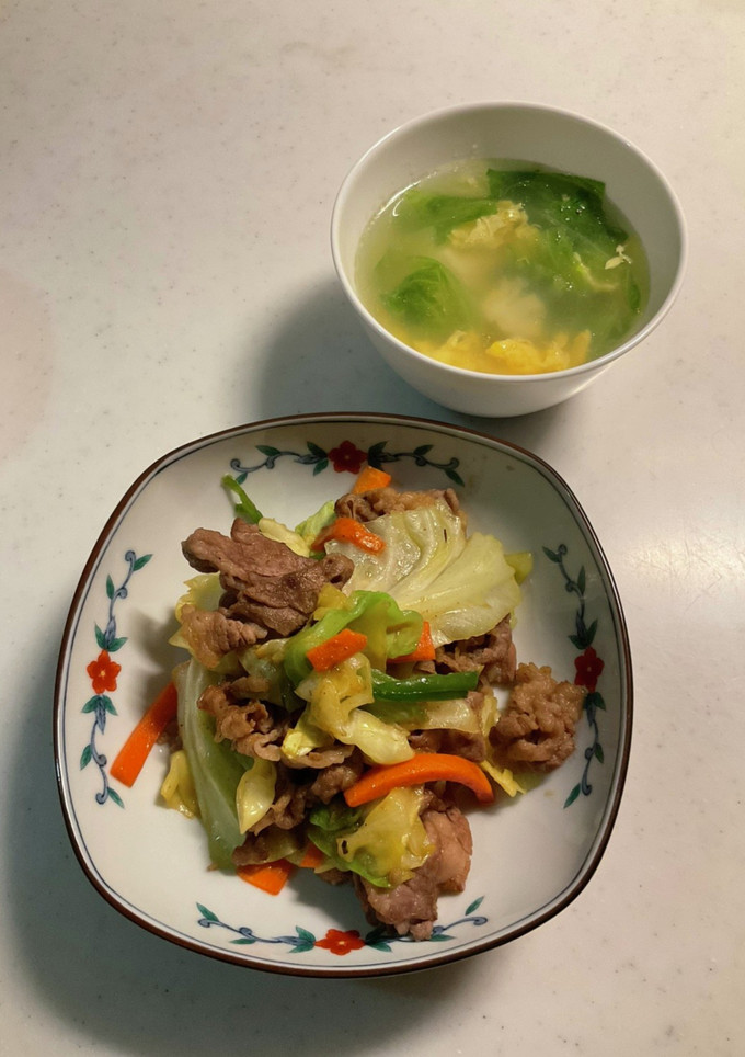 牛肉の野菜炒め、レタスと卵の中華スープ-レシピのメイン写真