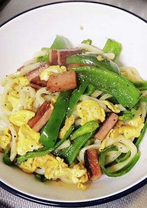 ピーマンとスパムの焼きうどん-レシピのメイン写真