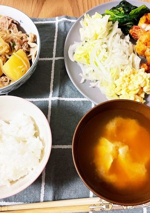 肉じゃがとエビフライ-レシピのメイン写真