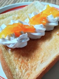 ホイップマーマレードトースト☆-レシピのメイン写真