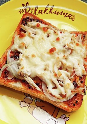 鶏ささみと玉ねぎの食べラーマヨトースト♪-レシピのメイン写真
