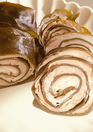 豚小間でぐるぐる昆布巻き【おせち】-レシピのメイン写真
