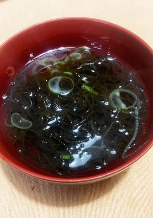 超簡単、もずくスープ-レシピのメイン写真