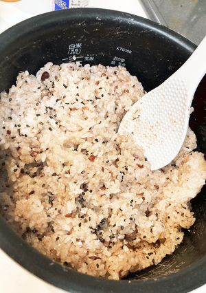 ゆで小豆缶で時短なお赤飯　御節にも♩-レシピのメイン写真
