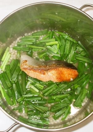 鮭とニラの粥♪簡単腹痛下痢ゲップ漢方薬膳-レシピのメイン写真