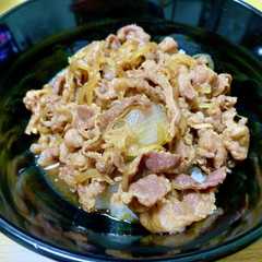 รูปของ すき焼きのタレで作る牛丼