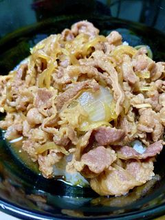 すき焼きのタレで作る牛丼-レシピのメイン写真