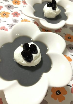 黒豆の煮汁★豆乳プリン-レシピのメイン写真