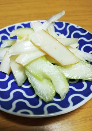 セロリとイカの燻製【材料４つ】マリネ-レシピのメイン写真