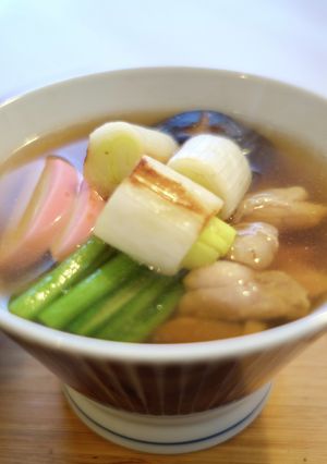 【和風だし】焼き葱と鶏肉のお雑煮-レシピのメイン写真