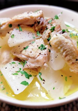 温まる優しい味！鶏と大根のスープ-レシピのメイン写真