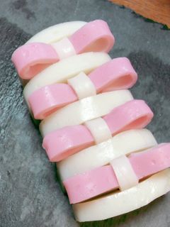 かまぼこの飾り切り〜リボン編〜-レシピのメイン写真