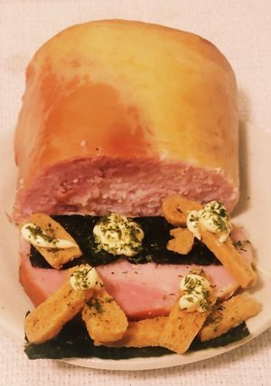 “ロースハム色々トッピン具ステーキ”-レシピのメイン写真