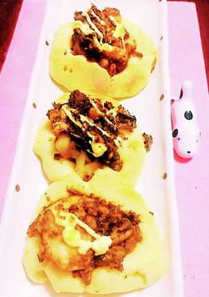 ピリ辛☆じゃが味噌パン-レシピのメイン写真