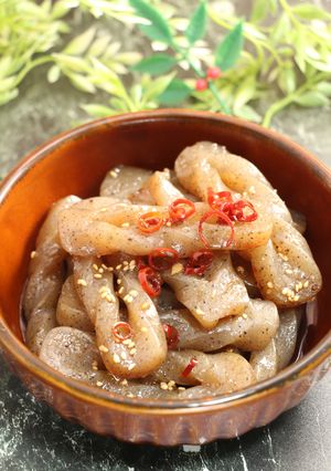 お節！ピリ辛こんにゃくのフリフリ煮-レシピのメイン写真