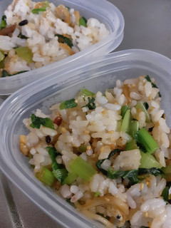 小松菜としらすの混ぜご飯(おにぎり)-レシピのメイン写真