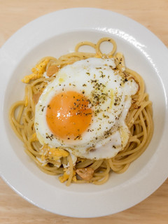 貧乏人のパスタ(目玉焼きのパスタ)-レシピのメイン写真