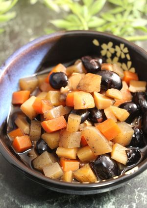おせちリメイク！黒豆で五目豆-レシピのメイン写真
