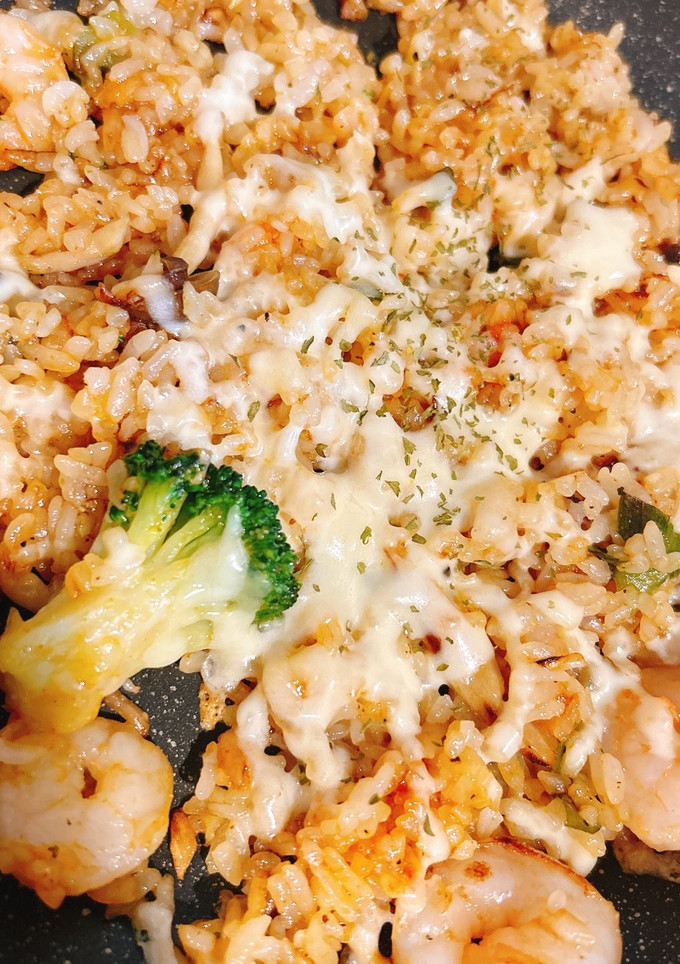 【家にあるもので】エビとしめじの焼飯-レシピのメイン写真