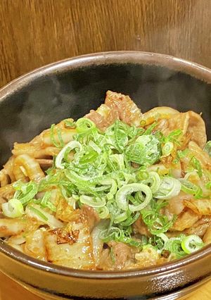簡単・焼き肉のタレで豚丼-レシピのメイン写真