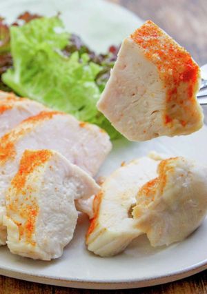 レンジで簡単うま辛ジューシーサラダチキン-レシピのメイン写真