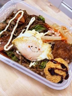 こってりソース焼きそば☆目玉焼き弁当-レシピのメイン写真