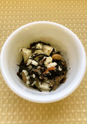 【幼児食１歳頃〜】ひじきと豆腐の煮物-レシピのメイン写真