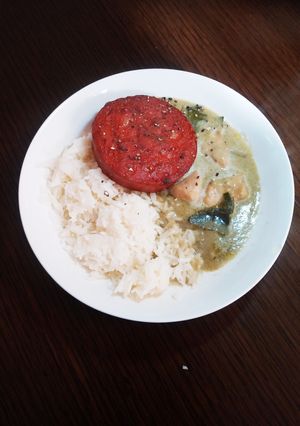 簡単☆ハムステーキ添えタイカレー&ごはん-レシピのメイン写真