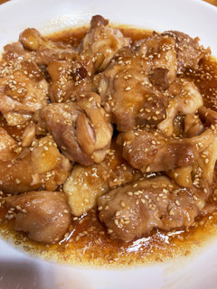 鶏もも肉の甘辛胡麻ニンニク-レシピのメイン写真