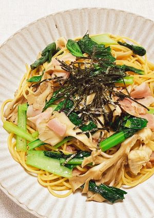小松菜たっぷり醤油バターパスタ-レシピのメイン写真
