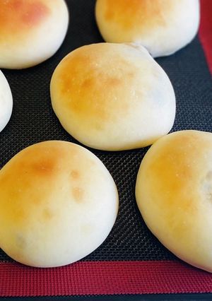 しっとり黒豆白味噌ぱん(おせちリメイク)-レシピのメイン写真