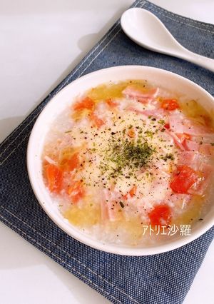 レンジで5分!チーズ&トマト&ハム洋風粥-レシピのメイン写真