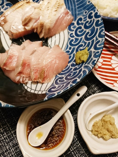 柚子醤油で頂く〜鰤刺身&鰤炙り-レシピのメイン写真