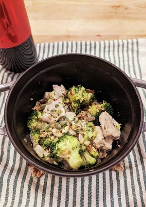 鶏むね肉とブロッコリーのペペロンチーノ風-レシピのメイン写真