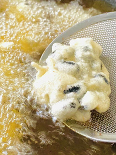 【おせちの余った黒豆で・黒豆天ぷら】-レシピのメイン写真