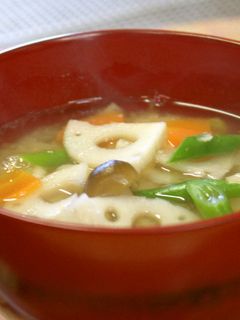 今日の味噌汁★レンコンのお味噌汁【動画】-レシピのメイン写真