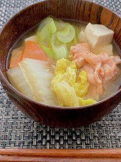 たっぷり白菜と鮭のあら汁-レシピのメイン写真