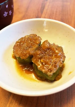 ピーマンの肉詰め〈玉ねぎソース〉-レシピのメイン写真