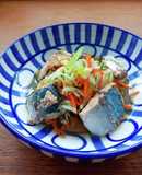 ローリングストック！タイ風鯖水煮缶マリネ