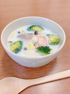 寒い日にぴったり♪鮭の中華クリーム煮-レシピのメイン写真