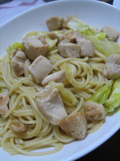 柚胡椒が香る♪鶏とキャベツの和風パスタ-レシピのメイン写真