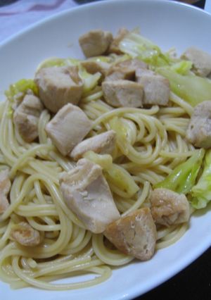 柚胡椒が香る♪鶏とキャベツの和風パスタ-レシピのメイン写真