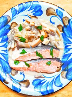 鮭と舞茸とエリンギの柚子胡椒クリーム煮-レシピのメイン写真