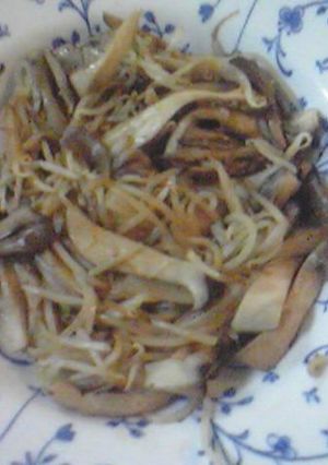 きのこともやしのバター醤油炒め-レシピのメイン写真