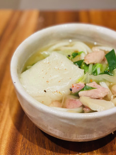 お餅のせ鶏肉うどん。【力うどん】-レシピのメイン写真