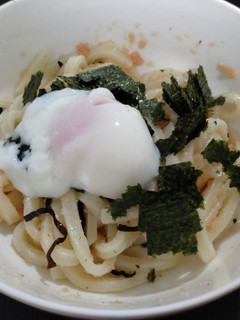 【包丁・調理不要】5分で明太釜玉うどん-レシピのメイン写真